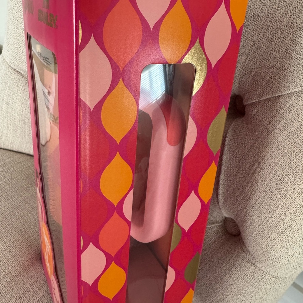 Stanley Barbie Pink and Orange Twist Tumbler - Picture 7 of 7